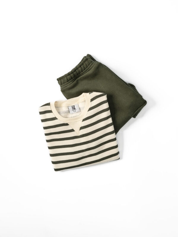 LUXE STRIPED SWEATSHIRT AND CARGO PANTS SET
