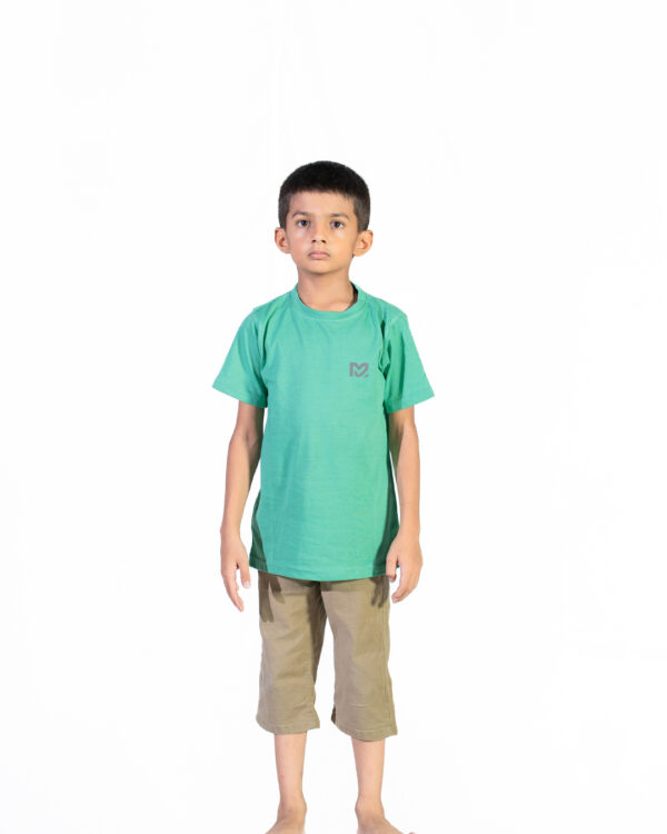sea green t shirt